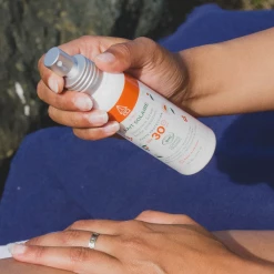 Lait Solaire EQ SPF 30 Haute ProtectION 100ml -Surfavenue Soldes EQ20Lait20Solaire20SPF203020haute20protection 1